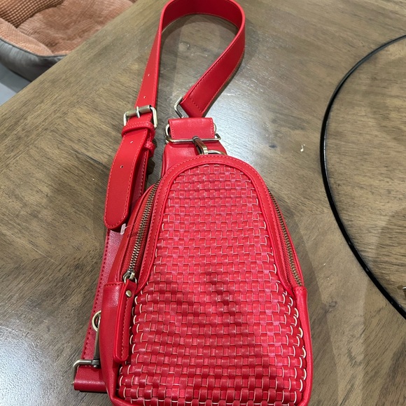 Anthropologie Red Woven Vegan Leather NWOT Crossbody Sling Bag, 12 x 7. - Picture 3 of 14